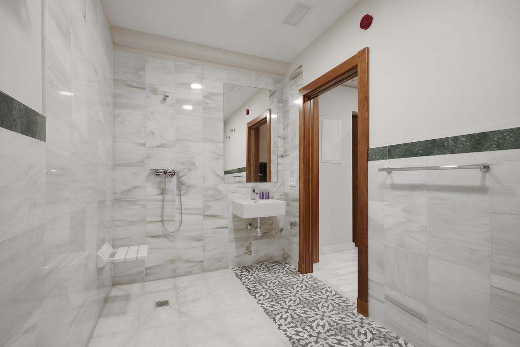 Suites Gran Via Capilla Real Grenade Extérieur photo